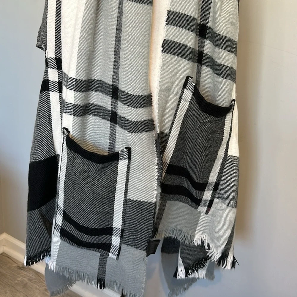 Giant Scarf Blanket Plaid Poncho Wrap Soft Game Day Accessory